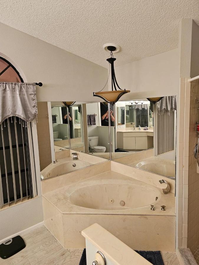 Seabreeze 3-Bedroom Pool Villa Close To The Beach!!! พอร์ตชาร์ล็อต ภายนอก รูปภาพ